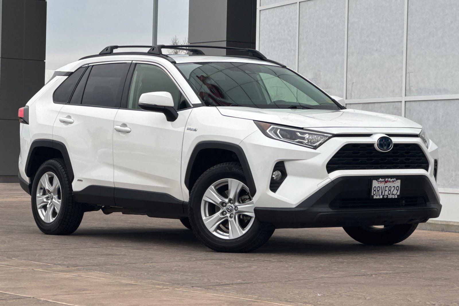 2020 Toyota RAV4 Hybrid XLE
