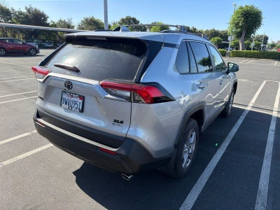 2025 Toyota RAV4 Hybrid XLE