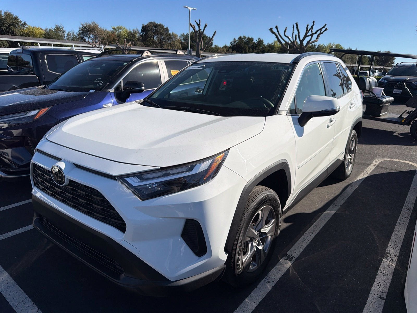 2025 Toyota RAV4 Hybrid XLE