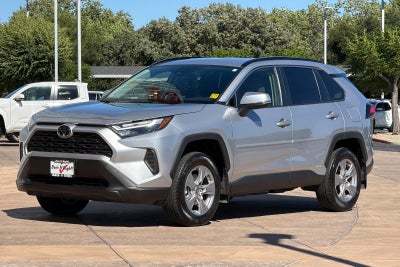 2025 Toyota RAV4 Hybrid XLE