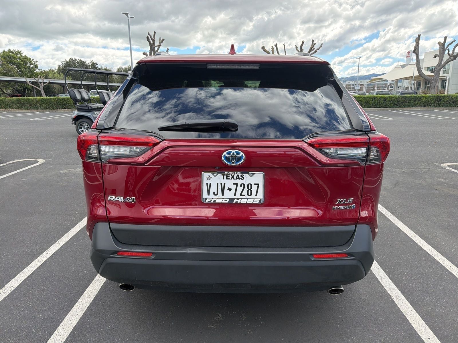 2024 Toyota RAV4 Hybrid XLE