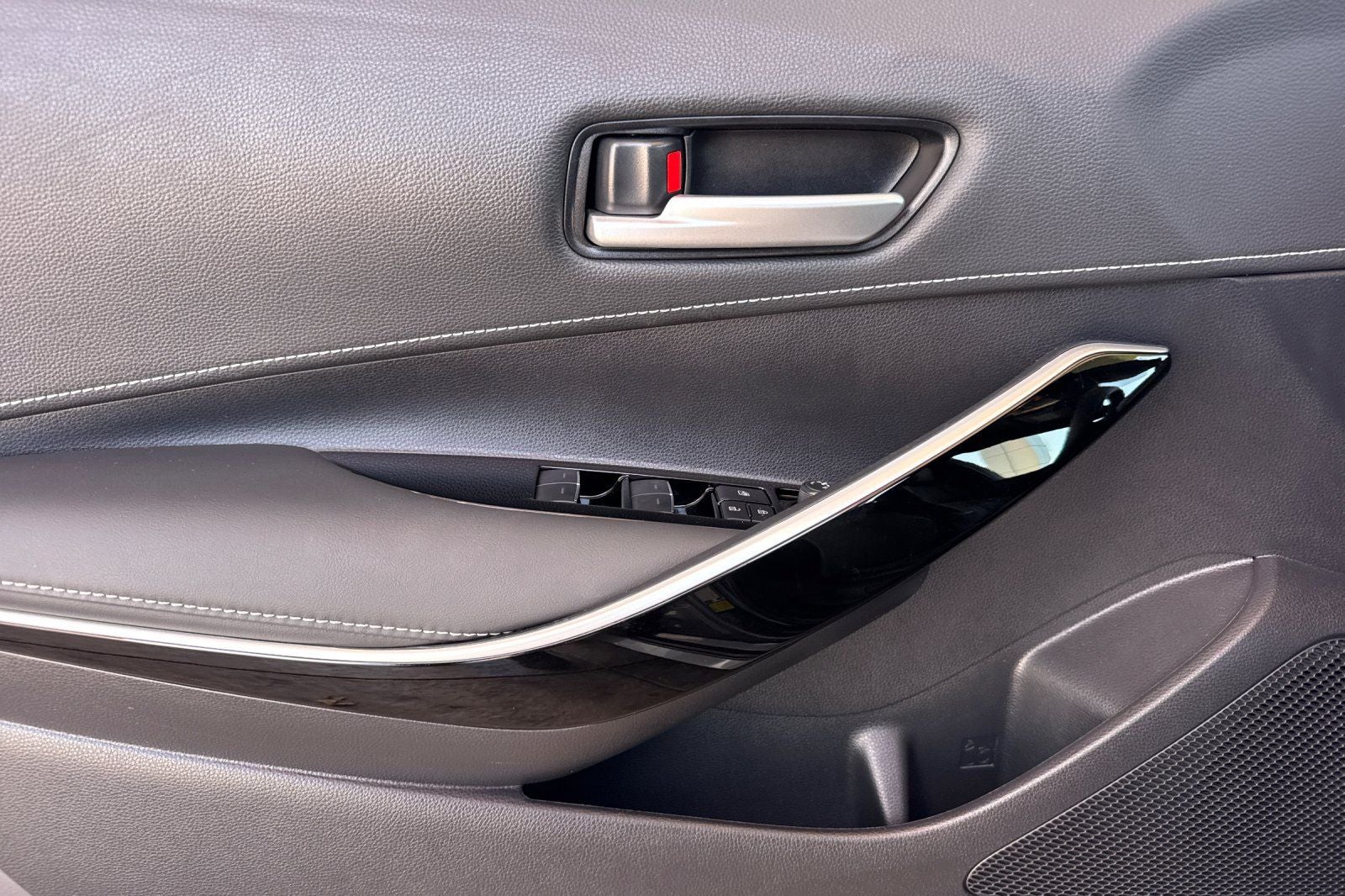 2022 Toyota Corolla Hatchback XSE