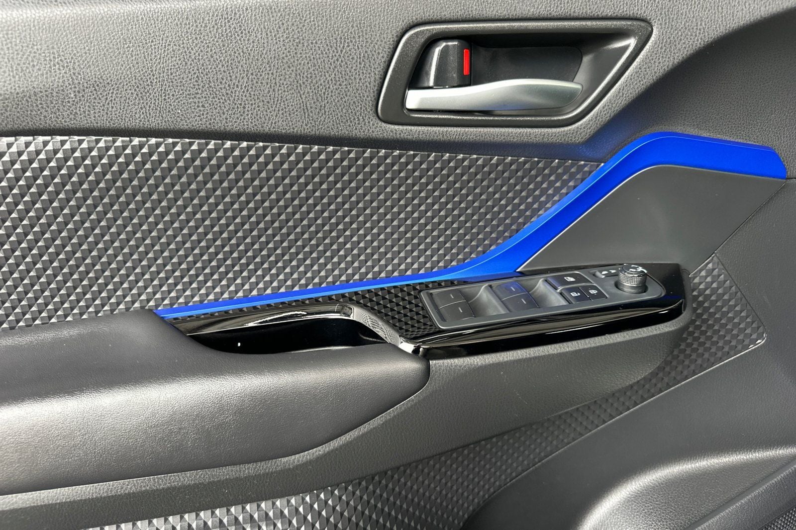 2020 Toyota C-HR XLE