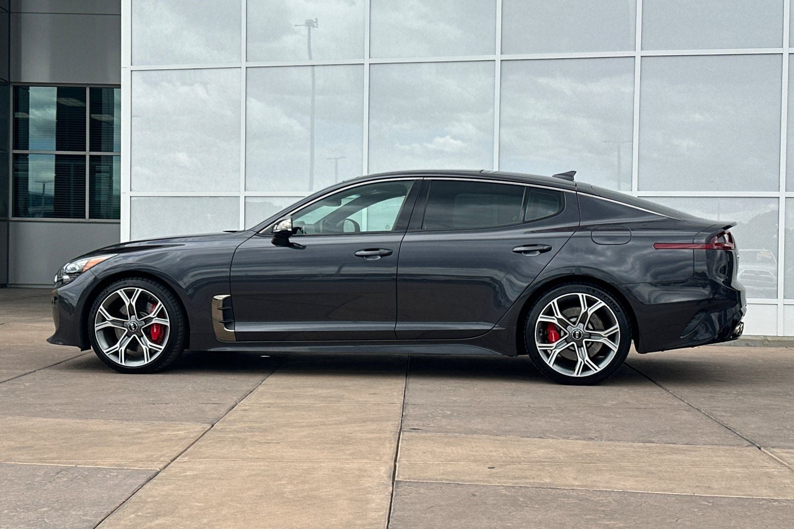 2019 Kia Stinger GT2