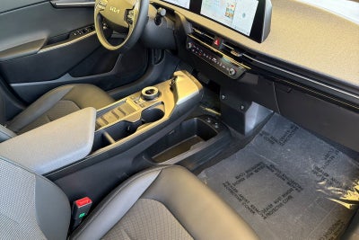 2024 Kia EV6 Light