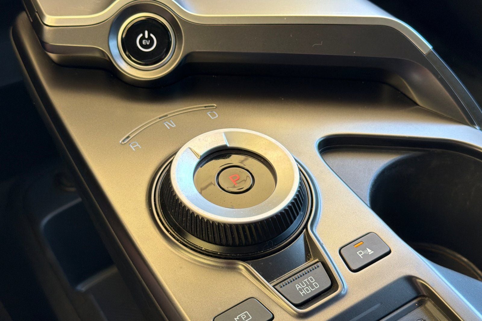 2024 Kia EV6 Light