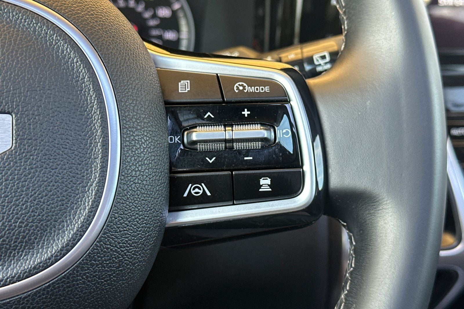 2022 Kia Sorento Hybrid EX