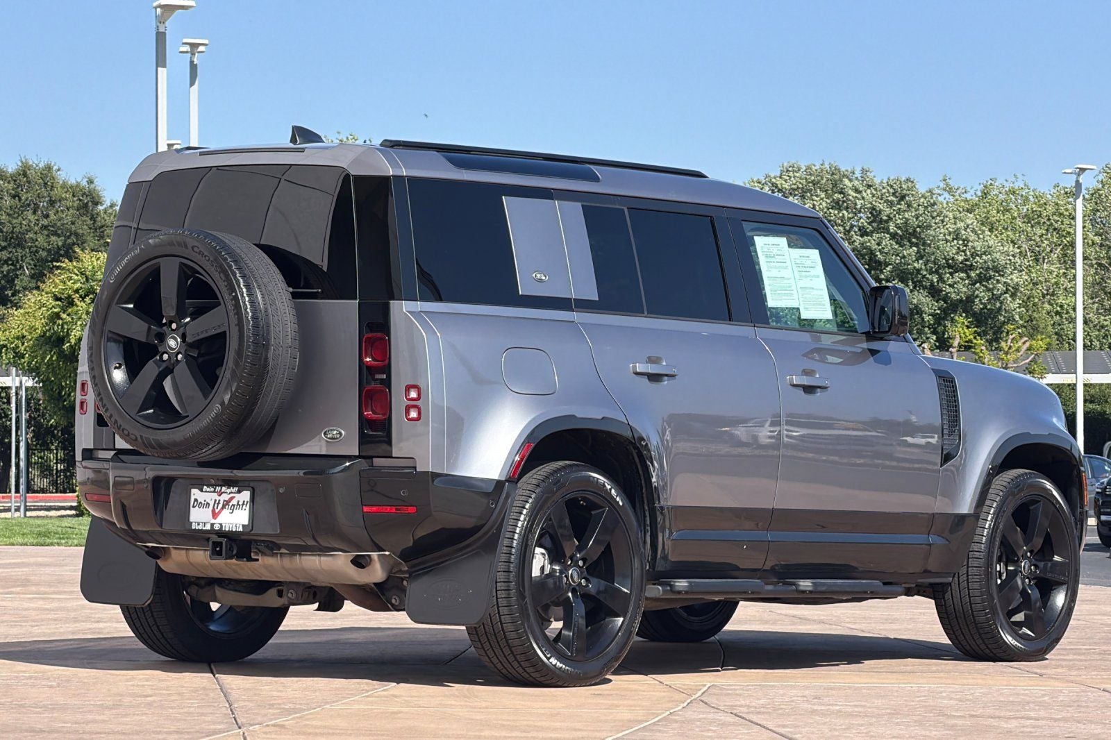 2023 Land Rover Defender 110 S