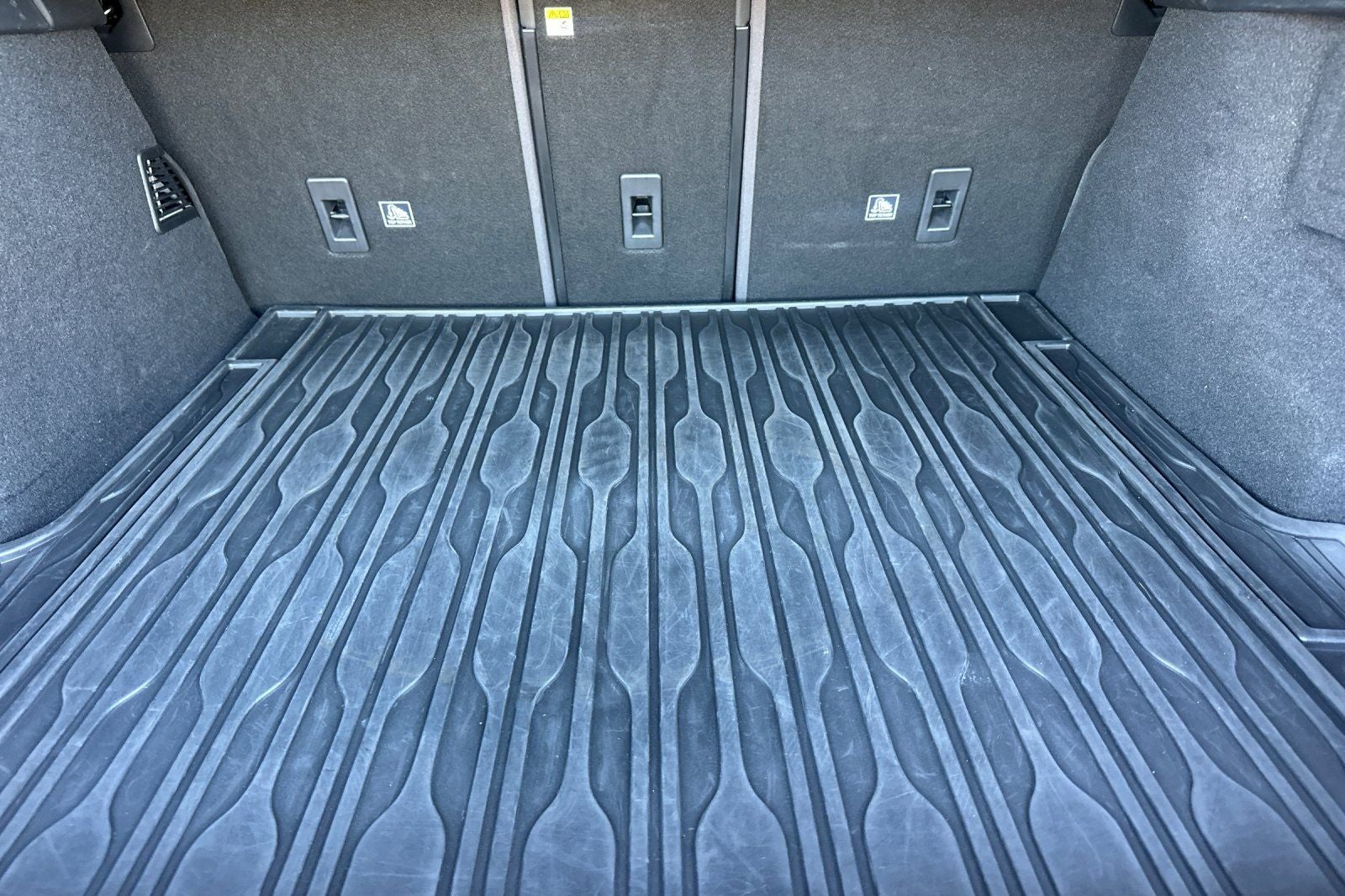 2020 Land Rover Range Rover Velar R-Dynamic S