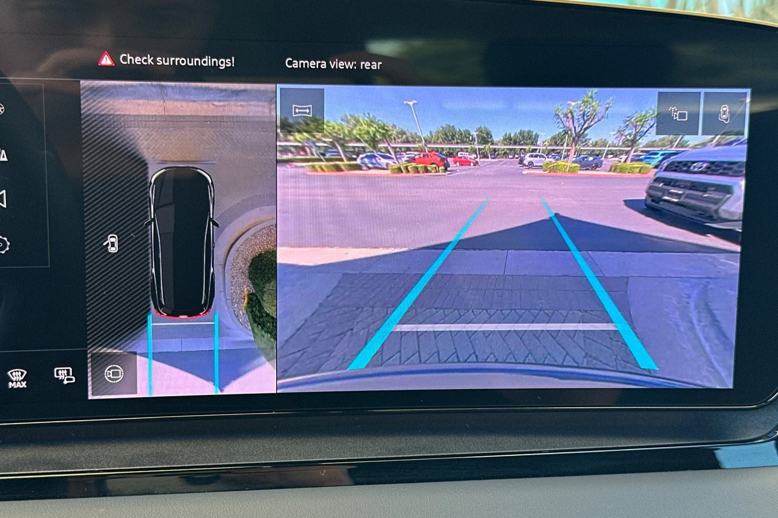 2025 Audi Q6 e-tron Prestige quattro