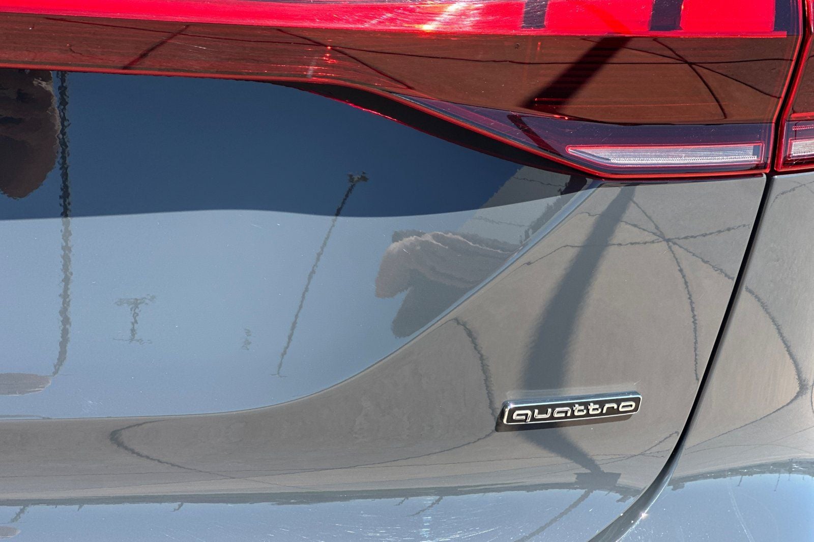 2025 Audi Q6 e-tron Prestige quattro