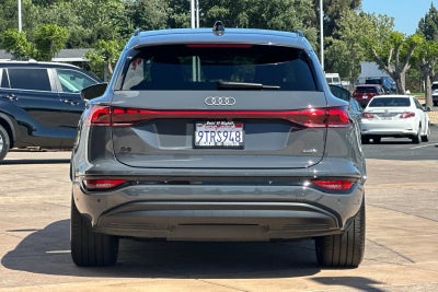 2025 Audi Q6 e-tron Prestige quattro