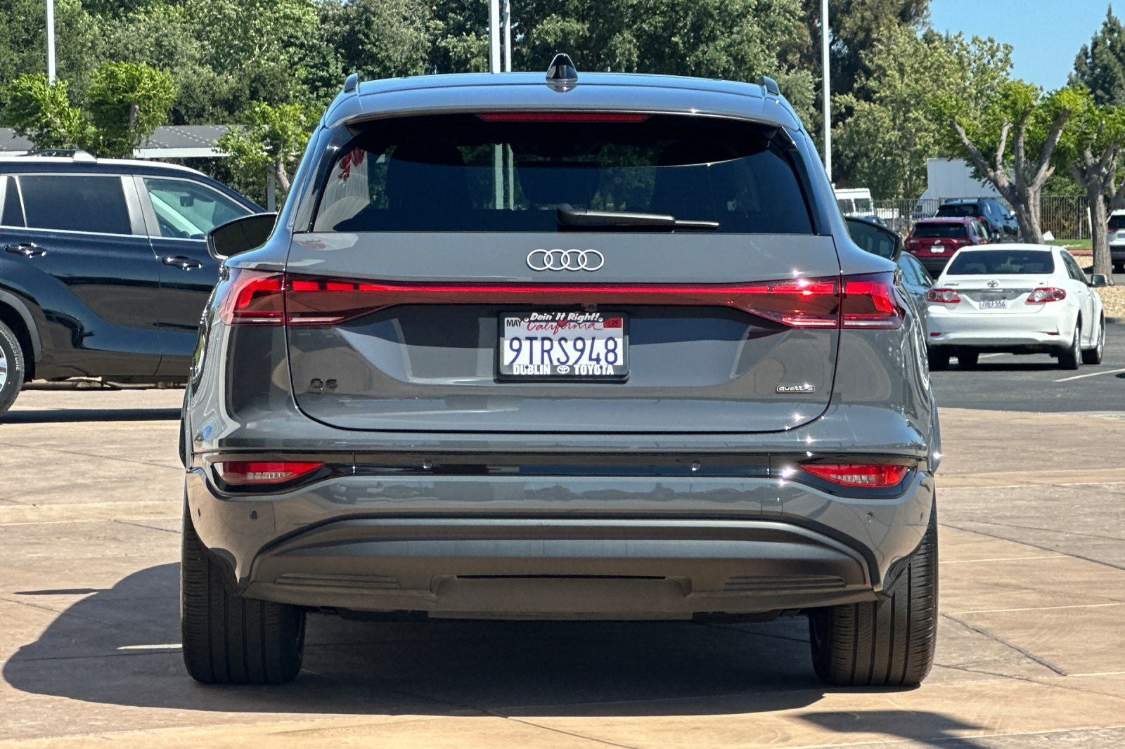 2025 Audi Q6 e-tron Prestige quattro