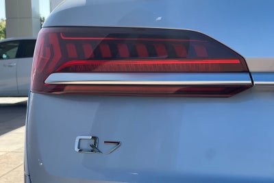 2020 Audi Q7 45 Premium Plus quattro