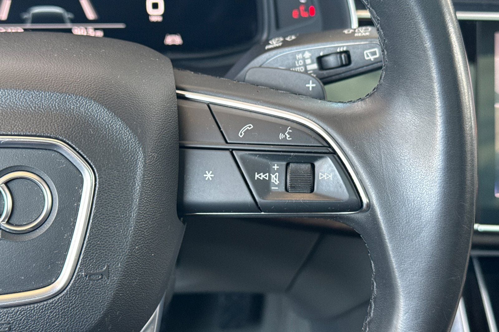 2021 Audi Q7 55 Premium Plus quattro