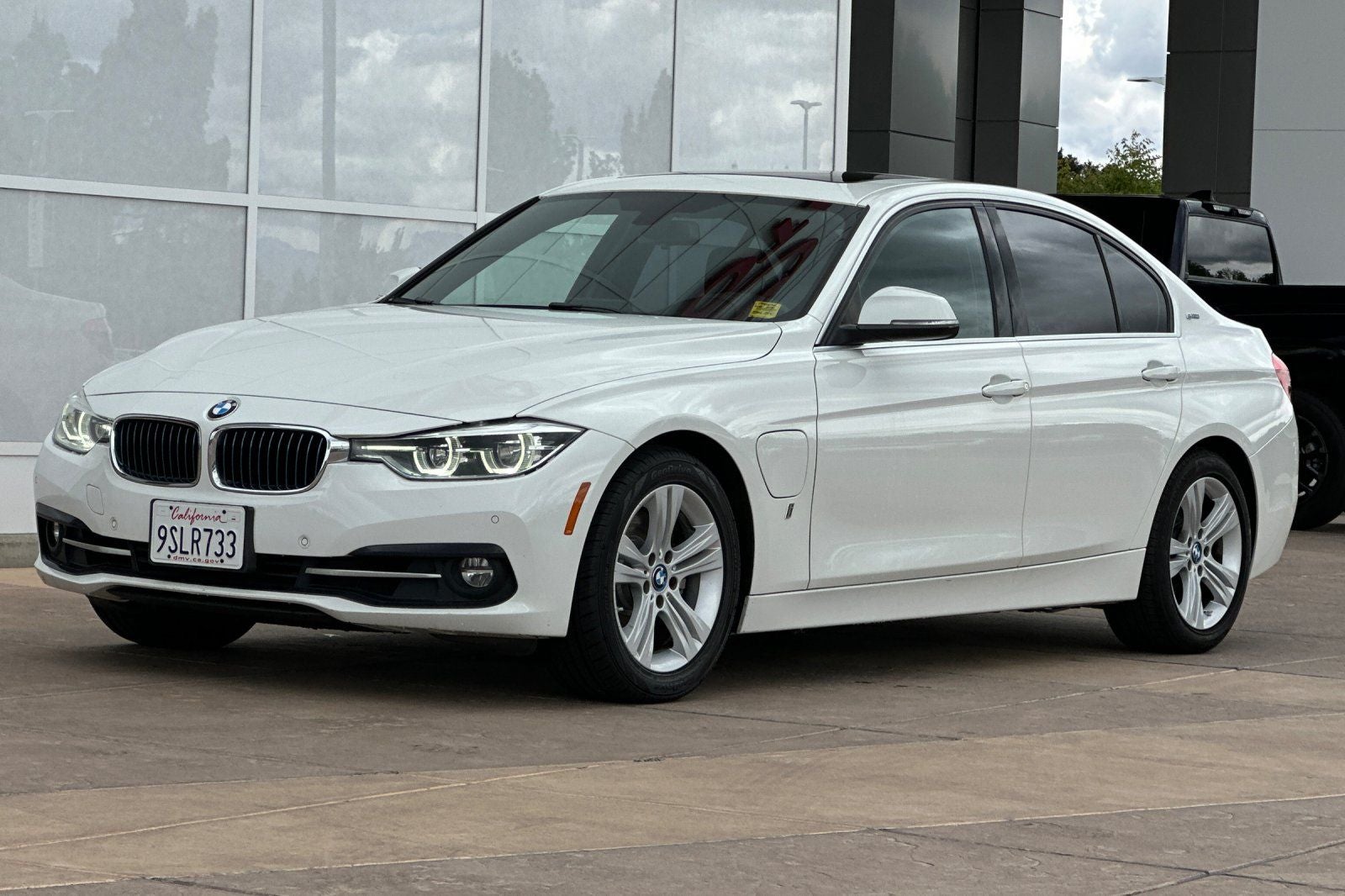 2018 BMW 3 Series 330e iPerformance