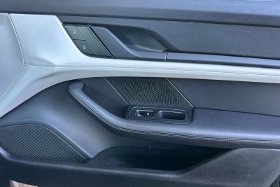 2022 Porsche Taycan Base