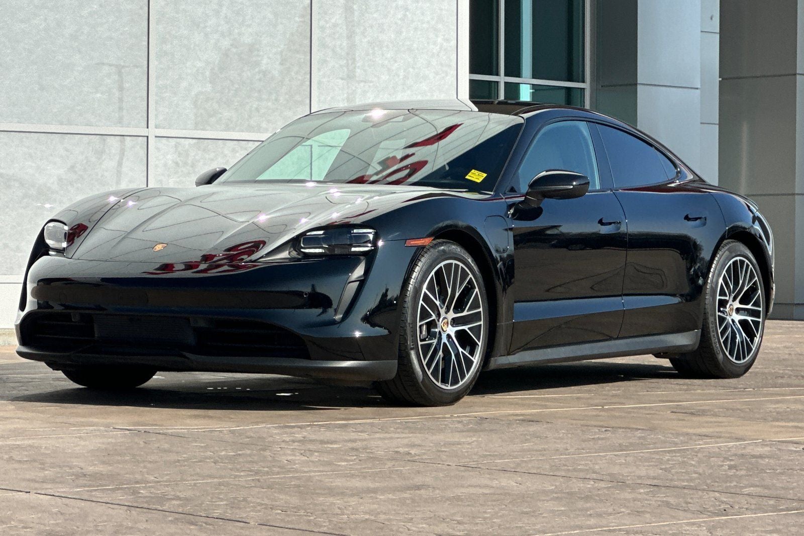 2022 Porsche Taycan Base