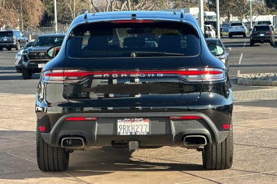 2023 Porsche Macan Base