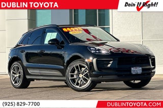 2023 Porsche Macan Base