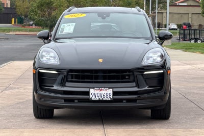 2022 Porsche Macan Base