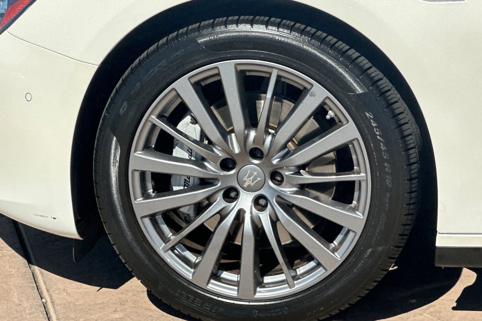 2018 Maserati Ghibli 