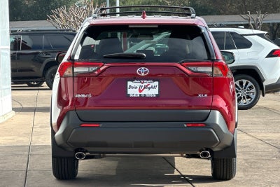 2025 Toyota RAV4 XLE