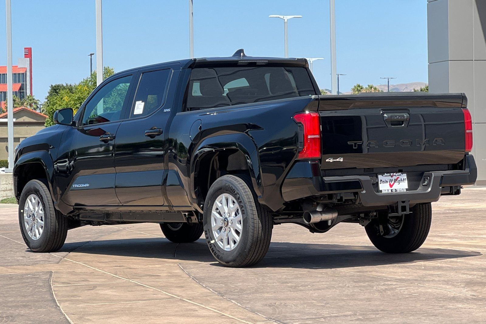 2025 Toyota Tacoma SR5