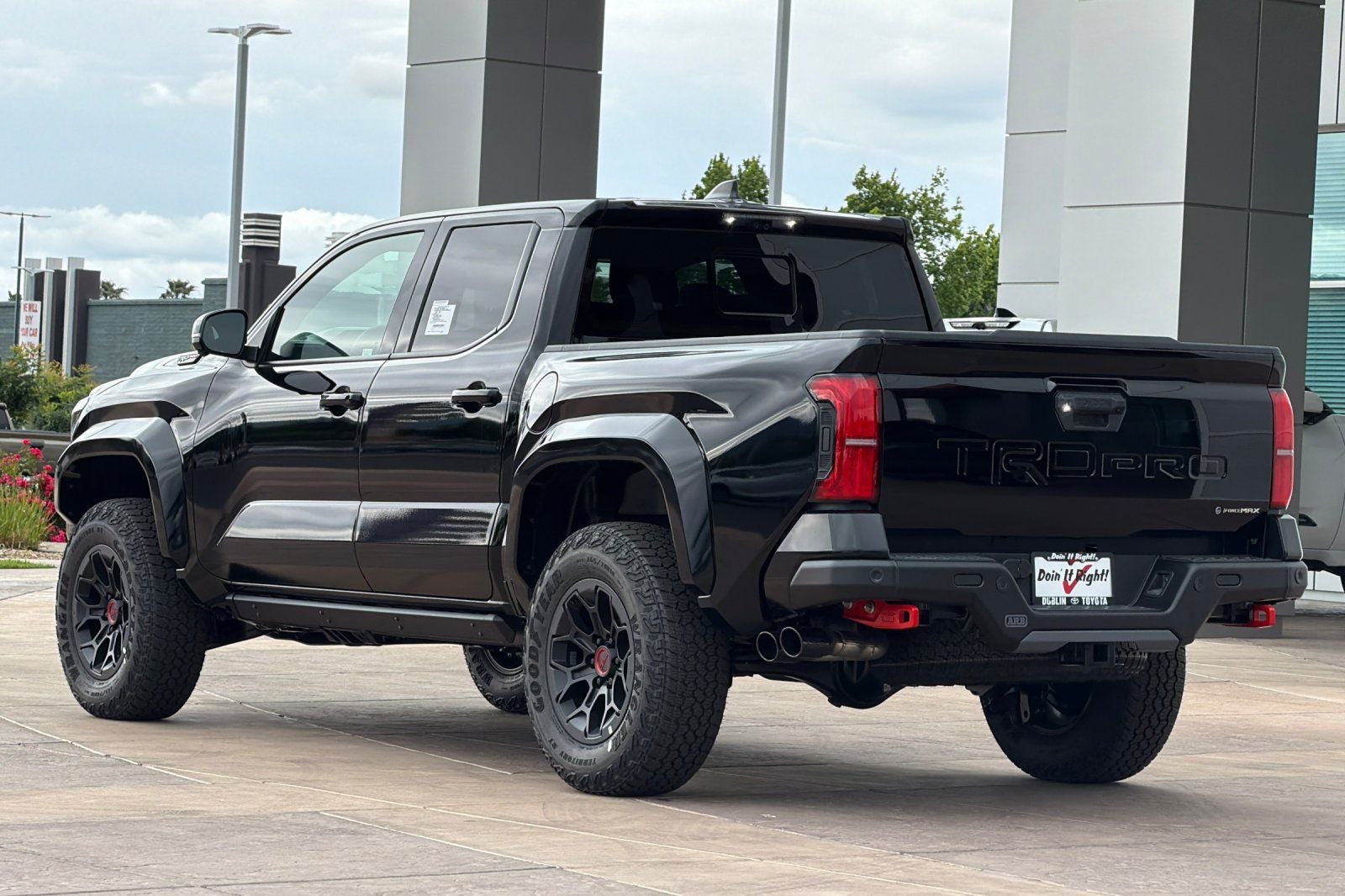 2026 Toyota Tacoma i-FORCE MAX Tacoma TRD Pro