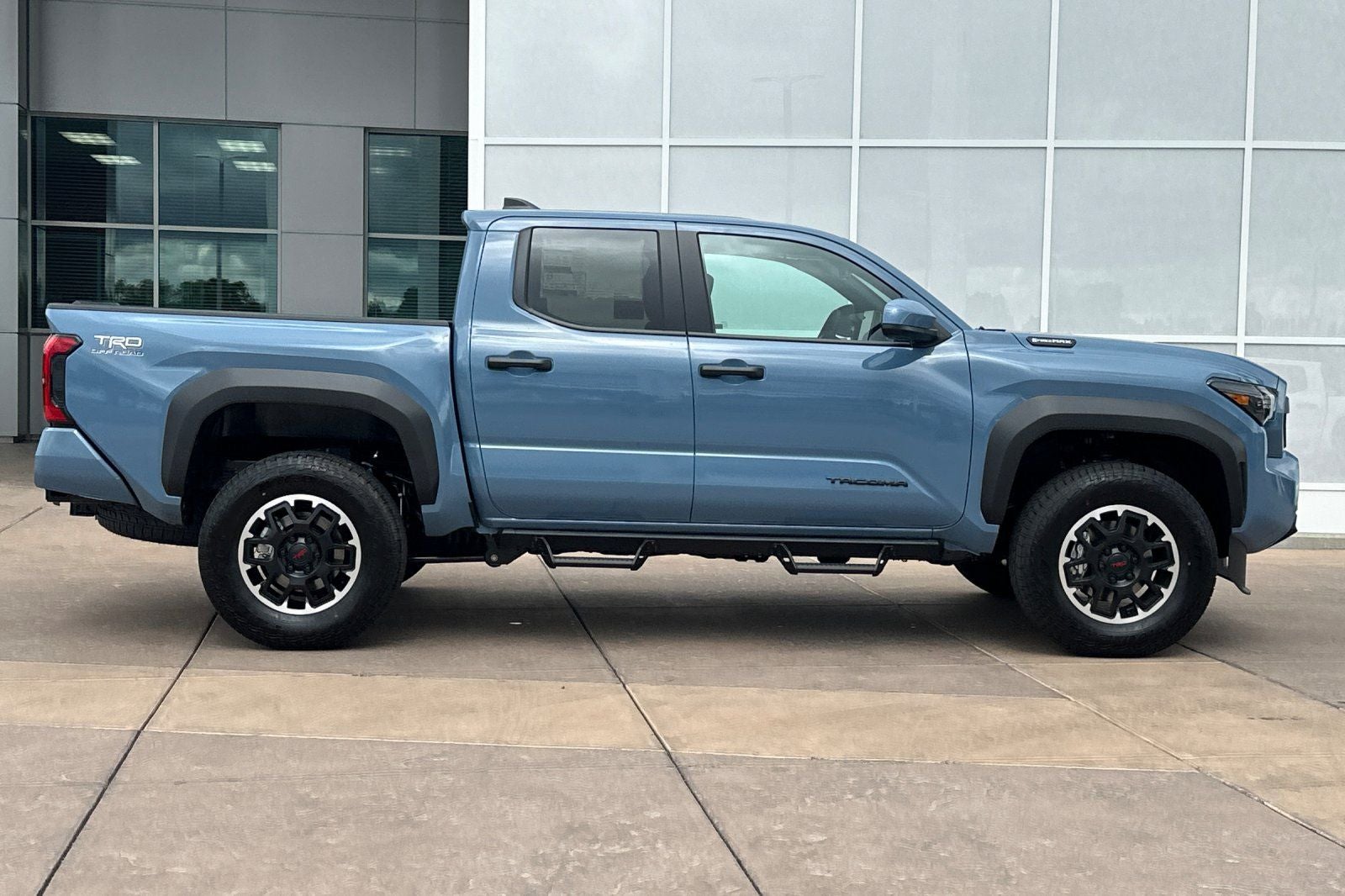 2026 Toyota Tacoma i-FORCE MAX Tacoma TRD Off-Road