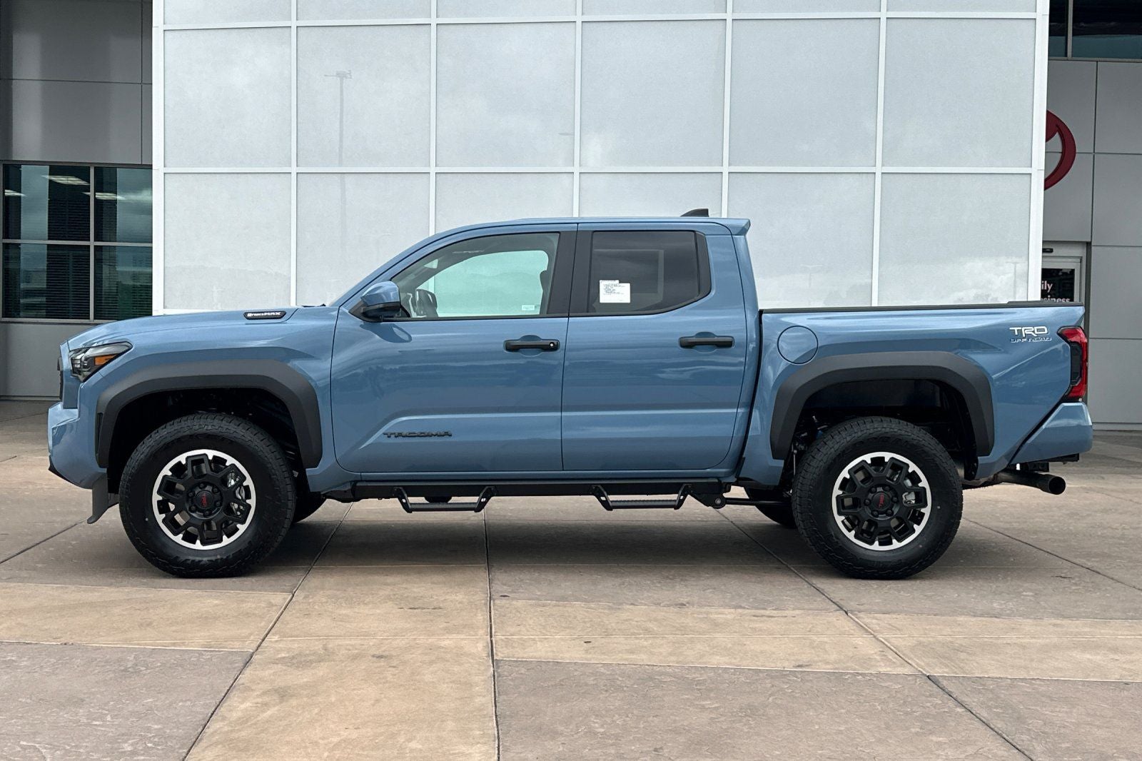 2026 Toyota Tacoma i-FORCE MAX Tacoma TRD Off-Road