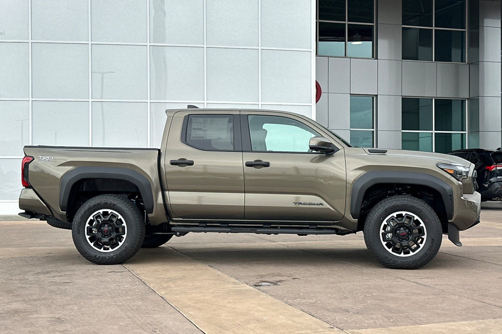 2026 Toyota Tacoma i-FORCE MAX Tacoma TRD Off-Road