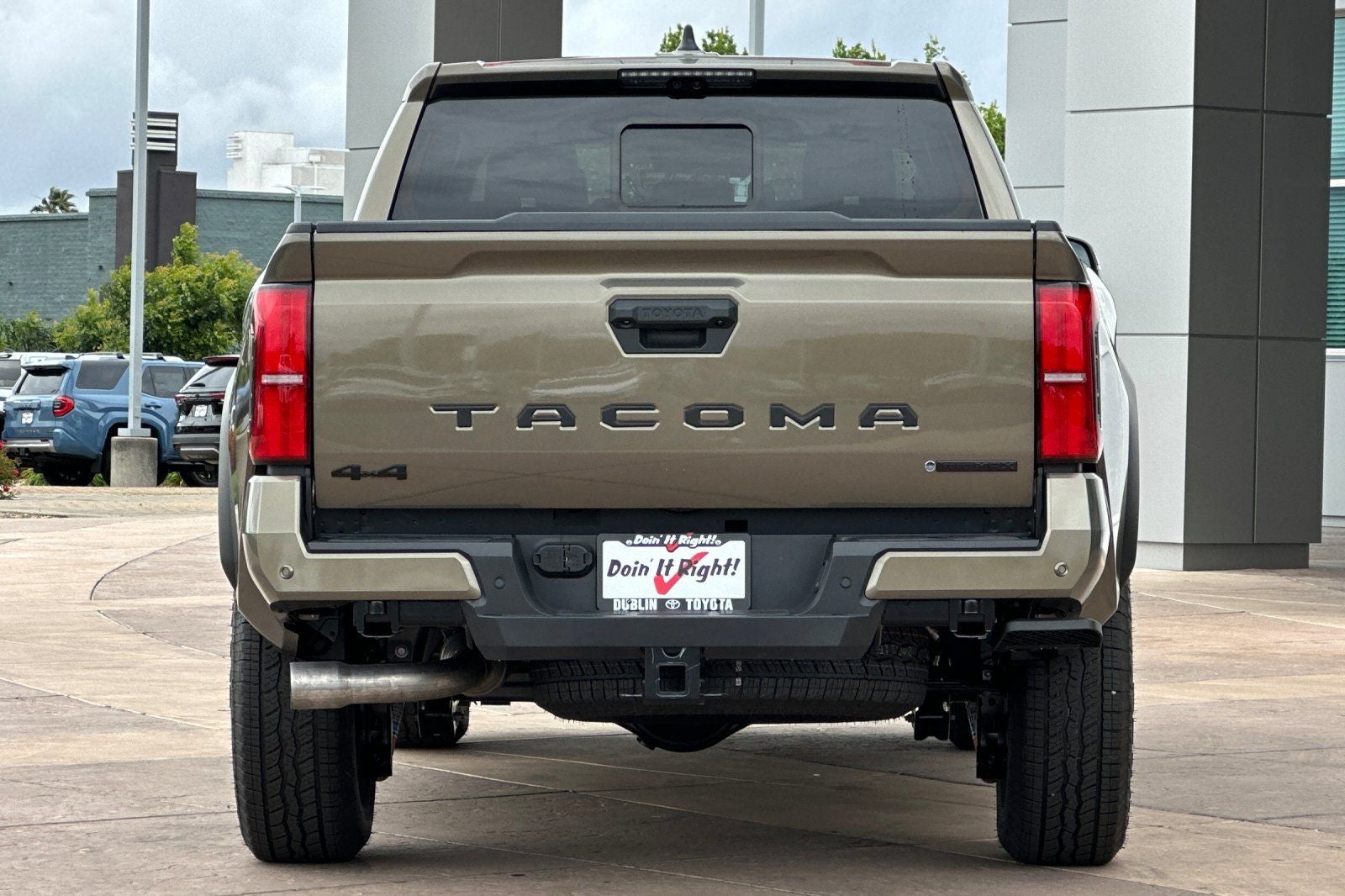 2026 Toyota Tacoma i-FORCE MAX Tacoma TRD Off-Road