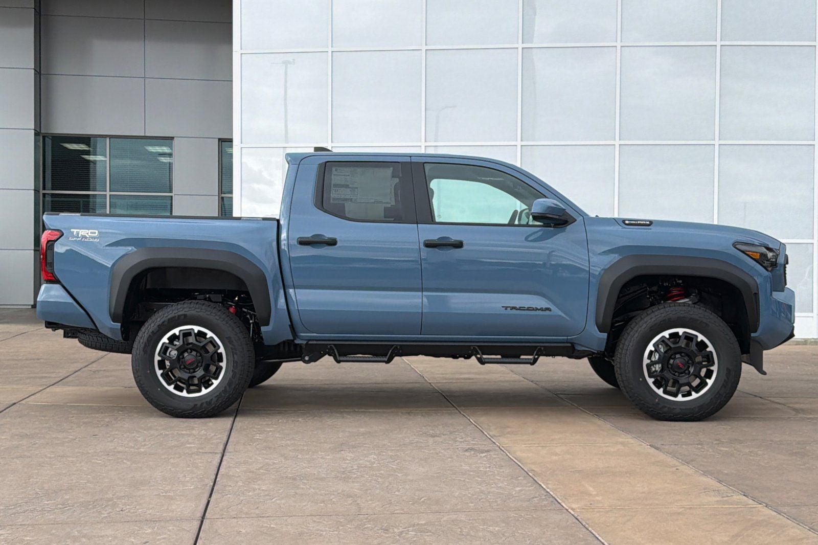2026 Toyota Tacoma i-FORCE MAX Tacoma TRD Off-Road