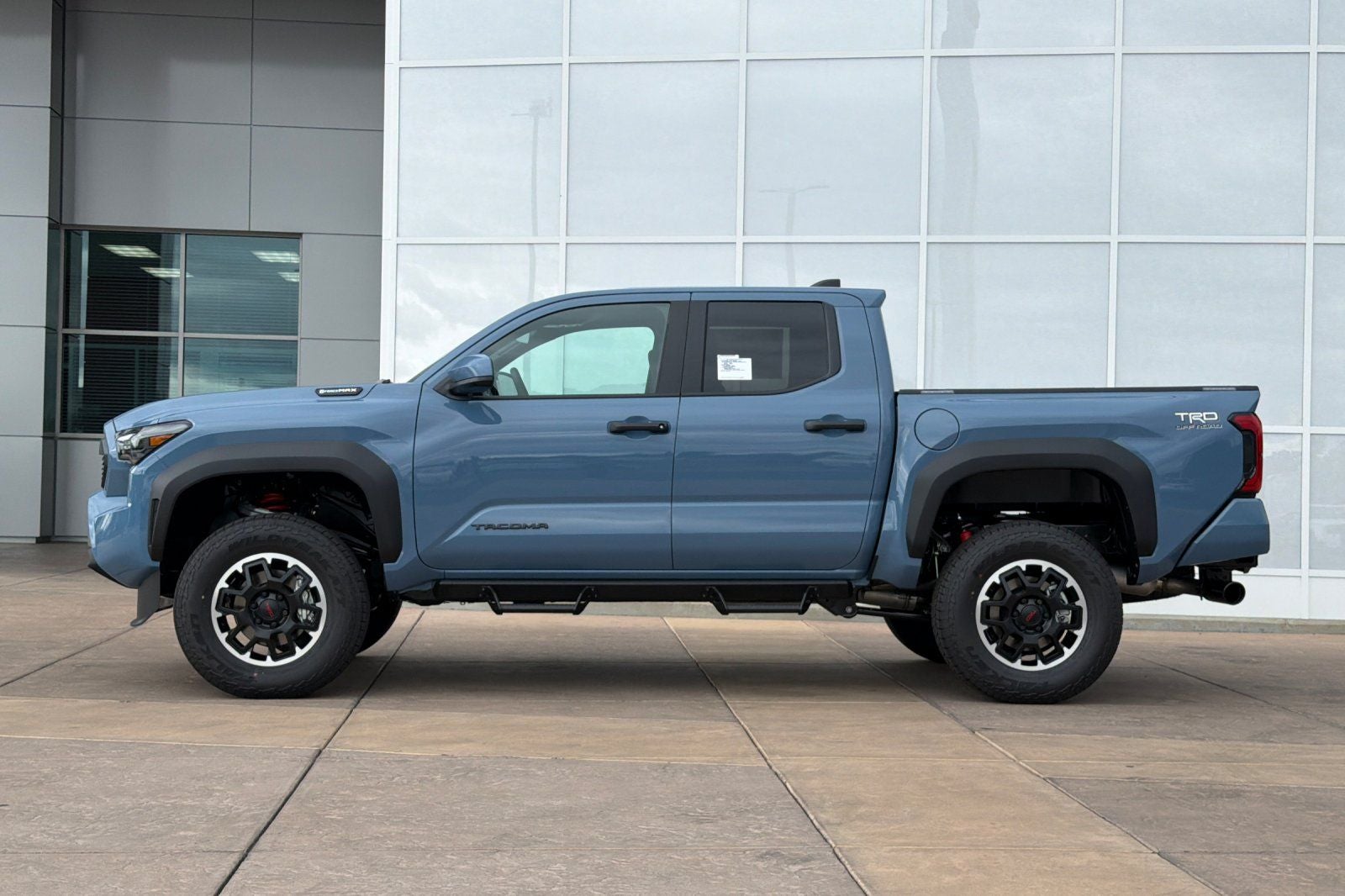 2026 Toyota Tacoma i-FORCE MAX Tacoma TRD Off-Road