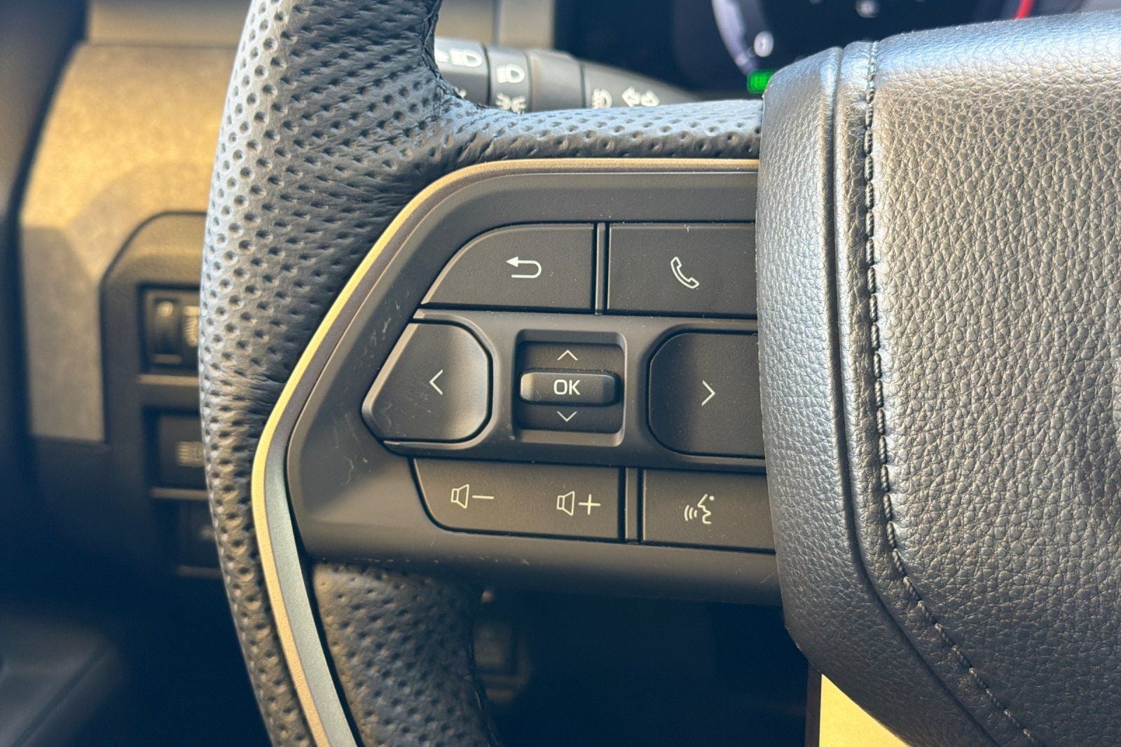 2026 Toyota Tacoma i-FORCE MAX Tacoma Trailhunter