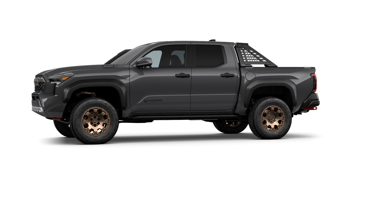 2026 Toyota Tacoma i-FORCE MAX Tacoma Trailhunter