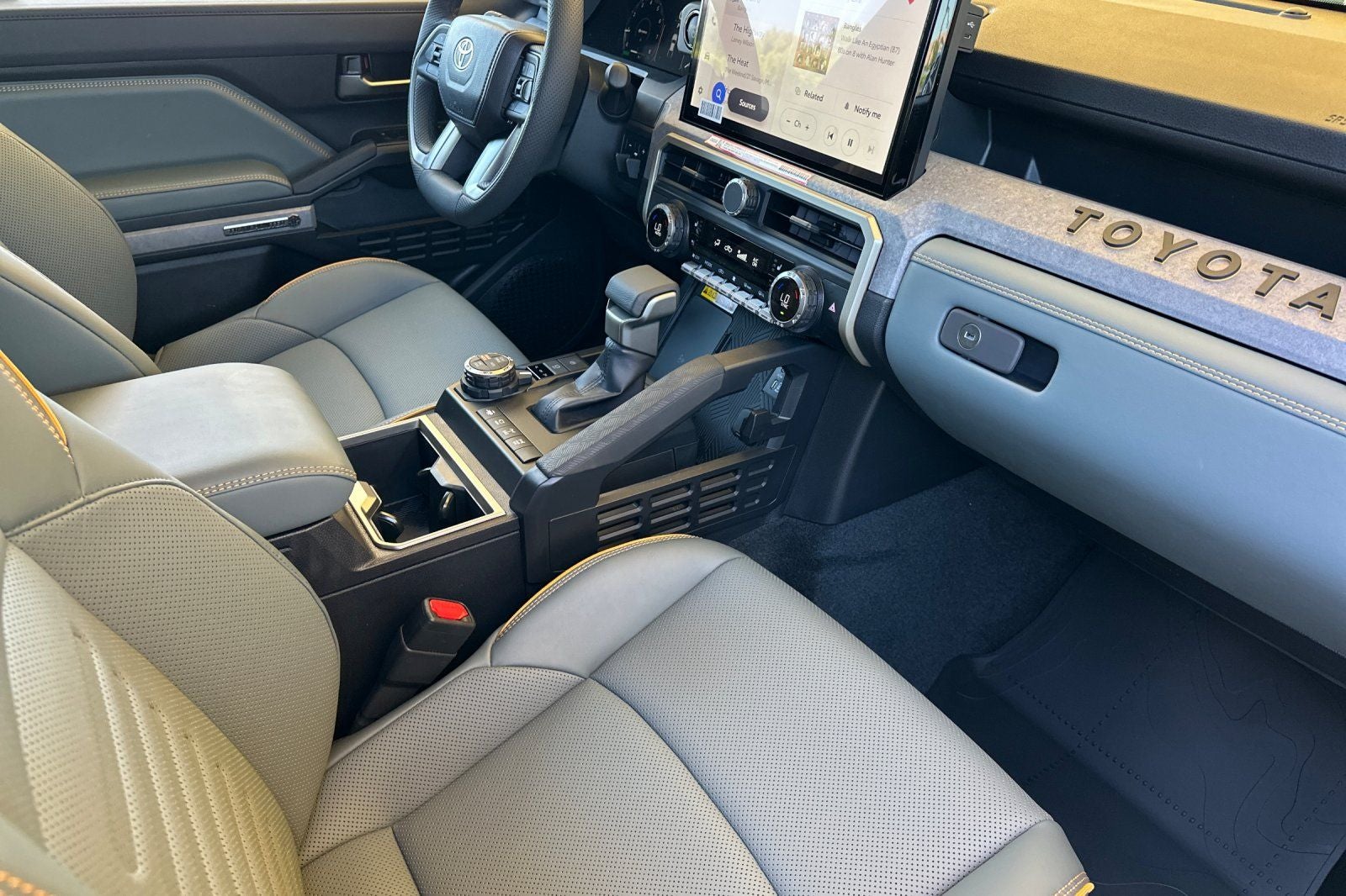 2026 Toyota Tacoma i-FORCE MAX Tacoma Trailhunter