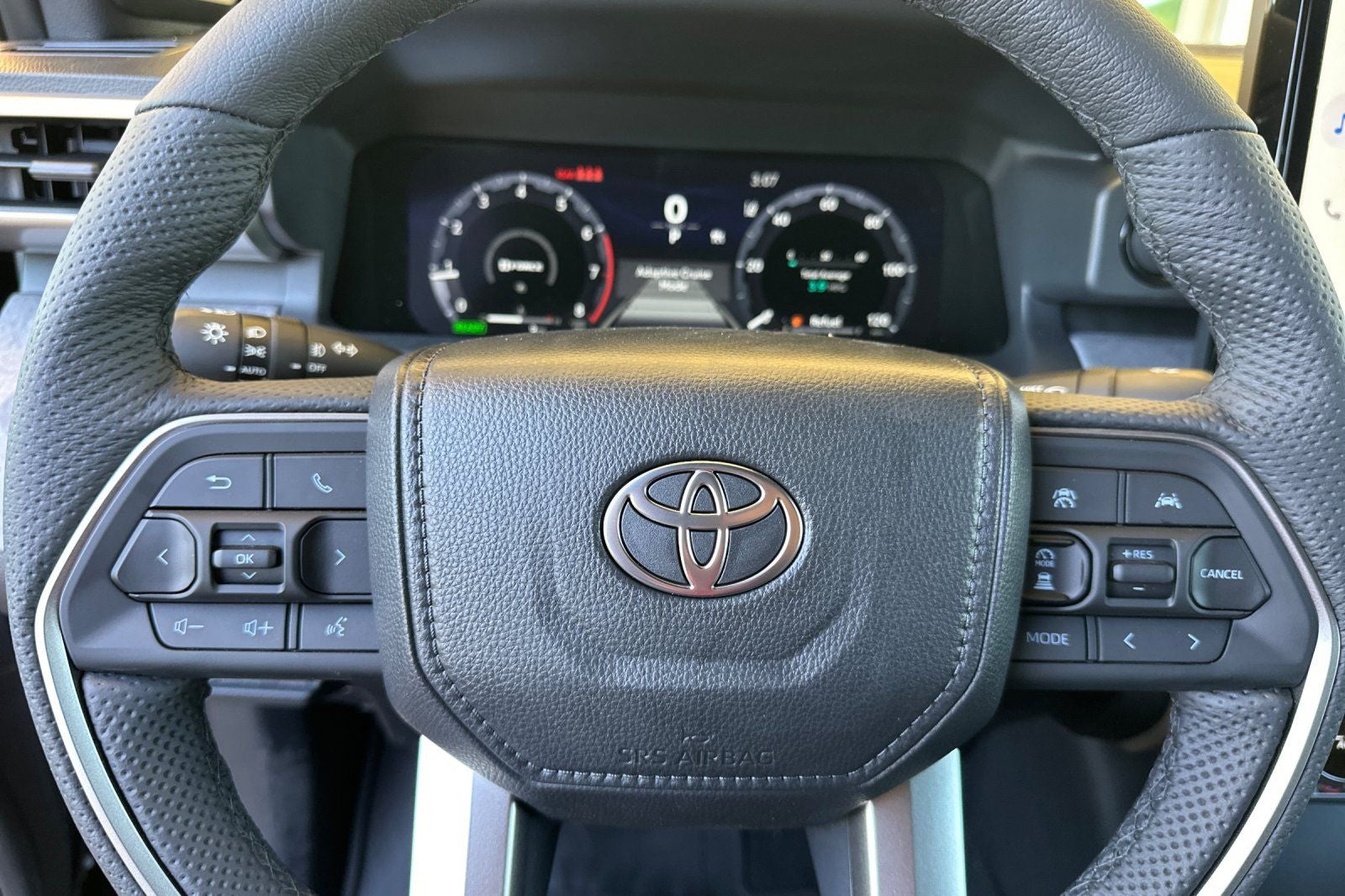 2026 Toyota Tacoma i-FORCE MAX Tacoma Trailhunter