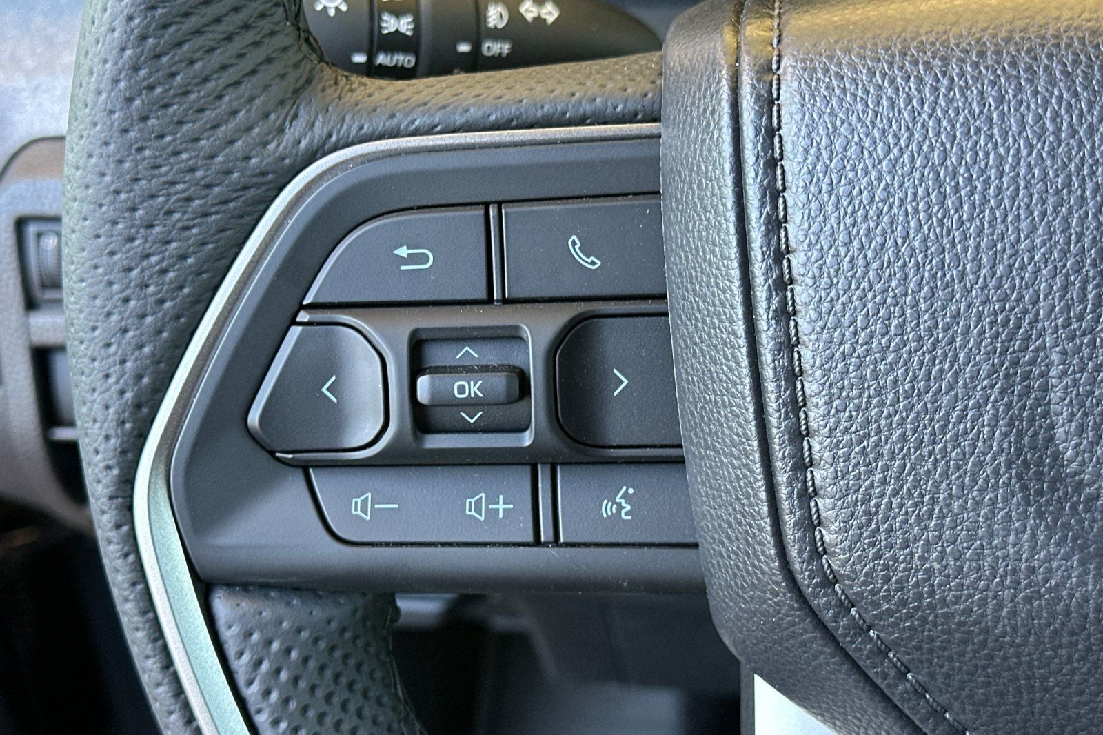 2026 Toyota Tacoma i-FORCE MAX Tacoma Trailhunter
