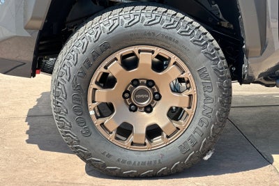 2026 Toyota Tacoma i-FORCE MAX Tacoma Trailhunter