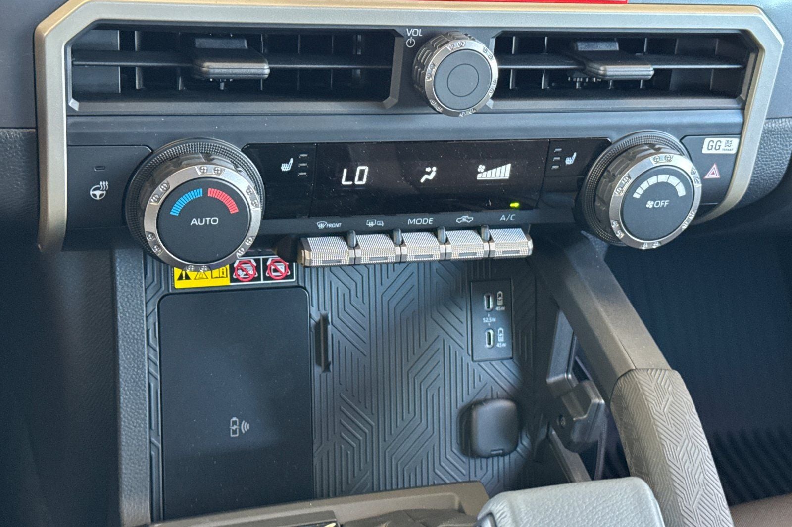 2026 Toyota Tacoma i-FORCE MAX Tacoma TRD Sport