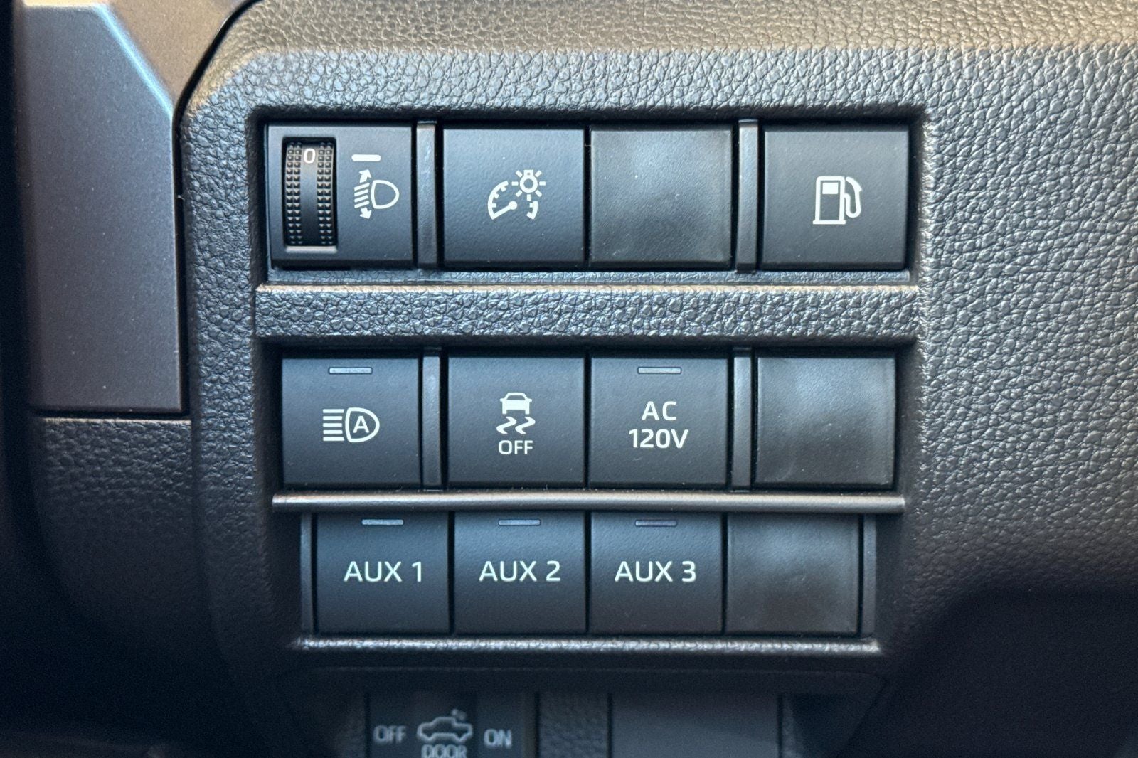 2026 Toyota Tacoma i-FORCE MAX Tacoma TRD Sport