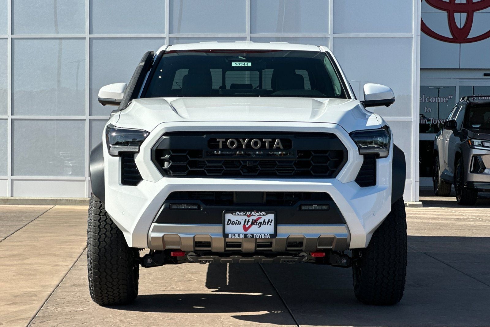 2026 Toyota Tacoma i-FORCE MAX Tacoma Trailhunter