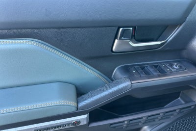 2026 Toyota Tacoma i-FORCE MAX Tacoma Trailhunter