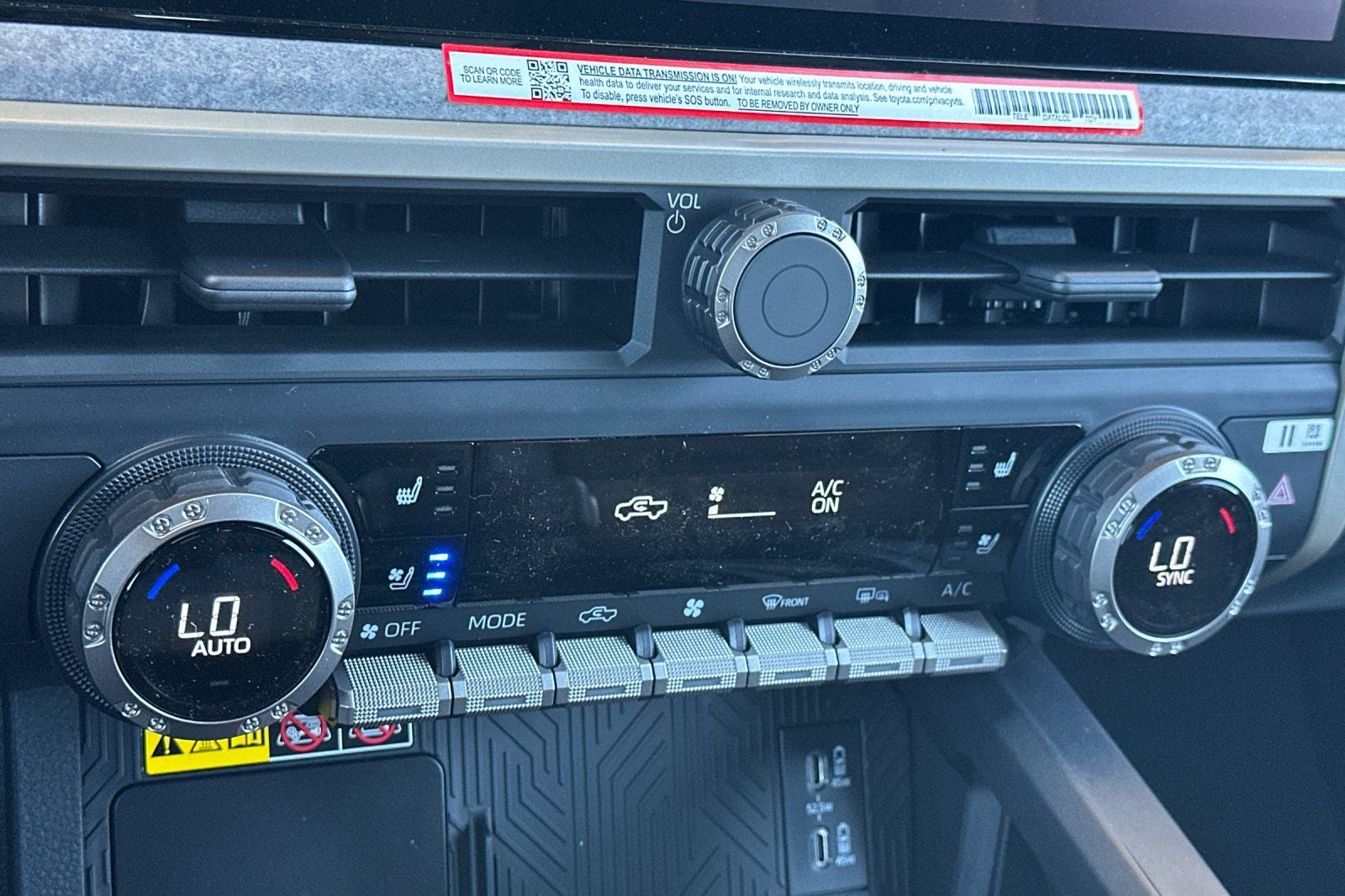 2026 Toyota Tacoma i-FORCE MAX Tacoma Trailhunter