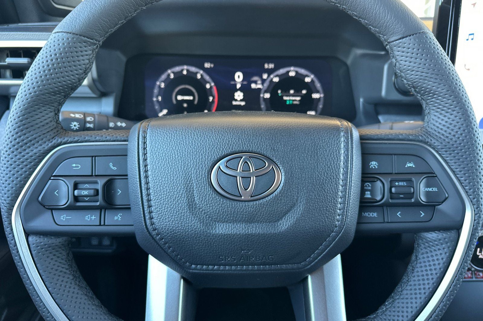 2026 Toyota Tacoma i-FORCE MAX Tacoma Trailhunter