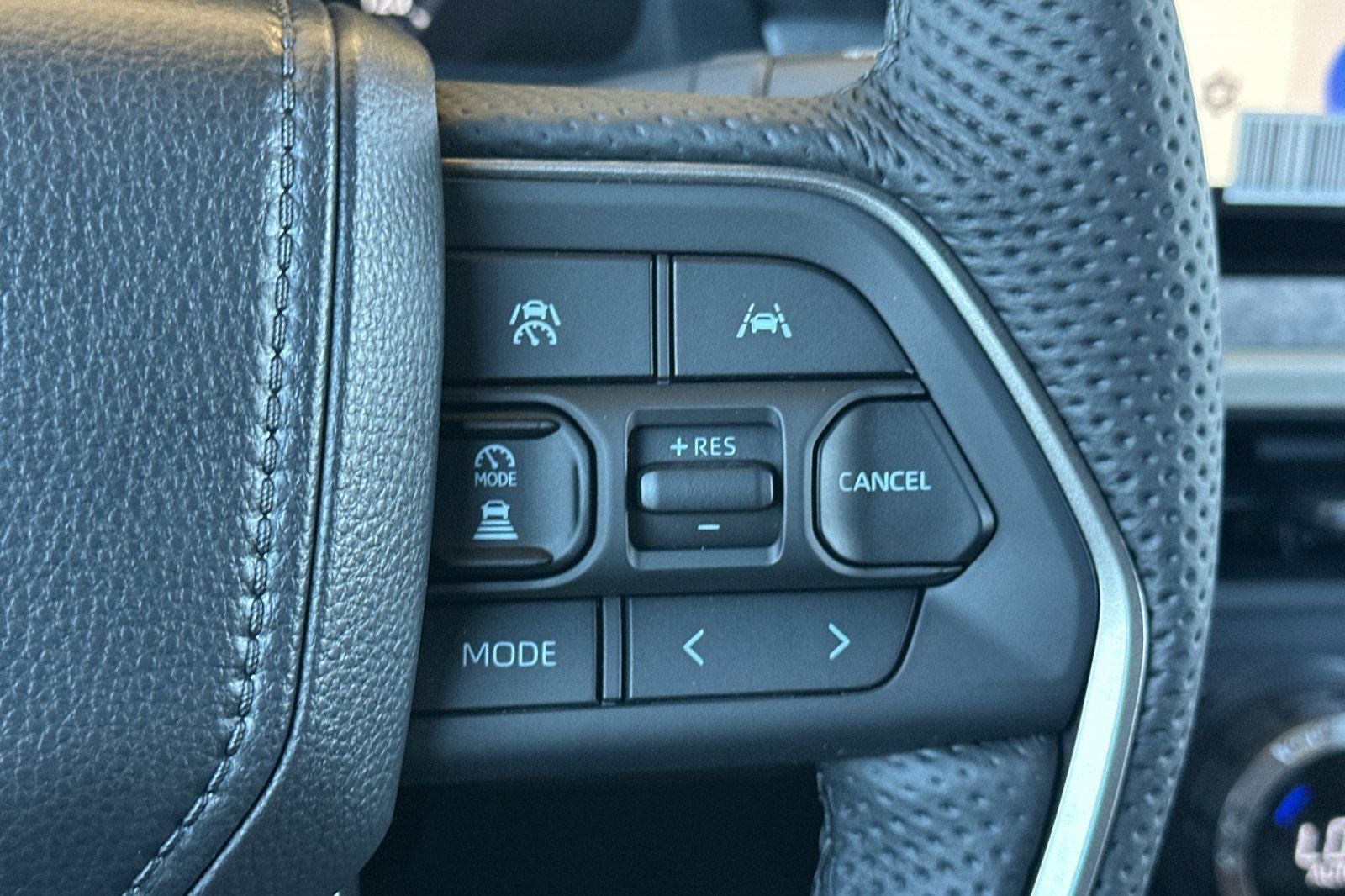 2026 Toyota Tacoma i-FORCE MAX Tacoma Trailhunter