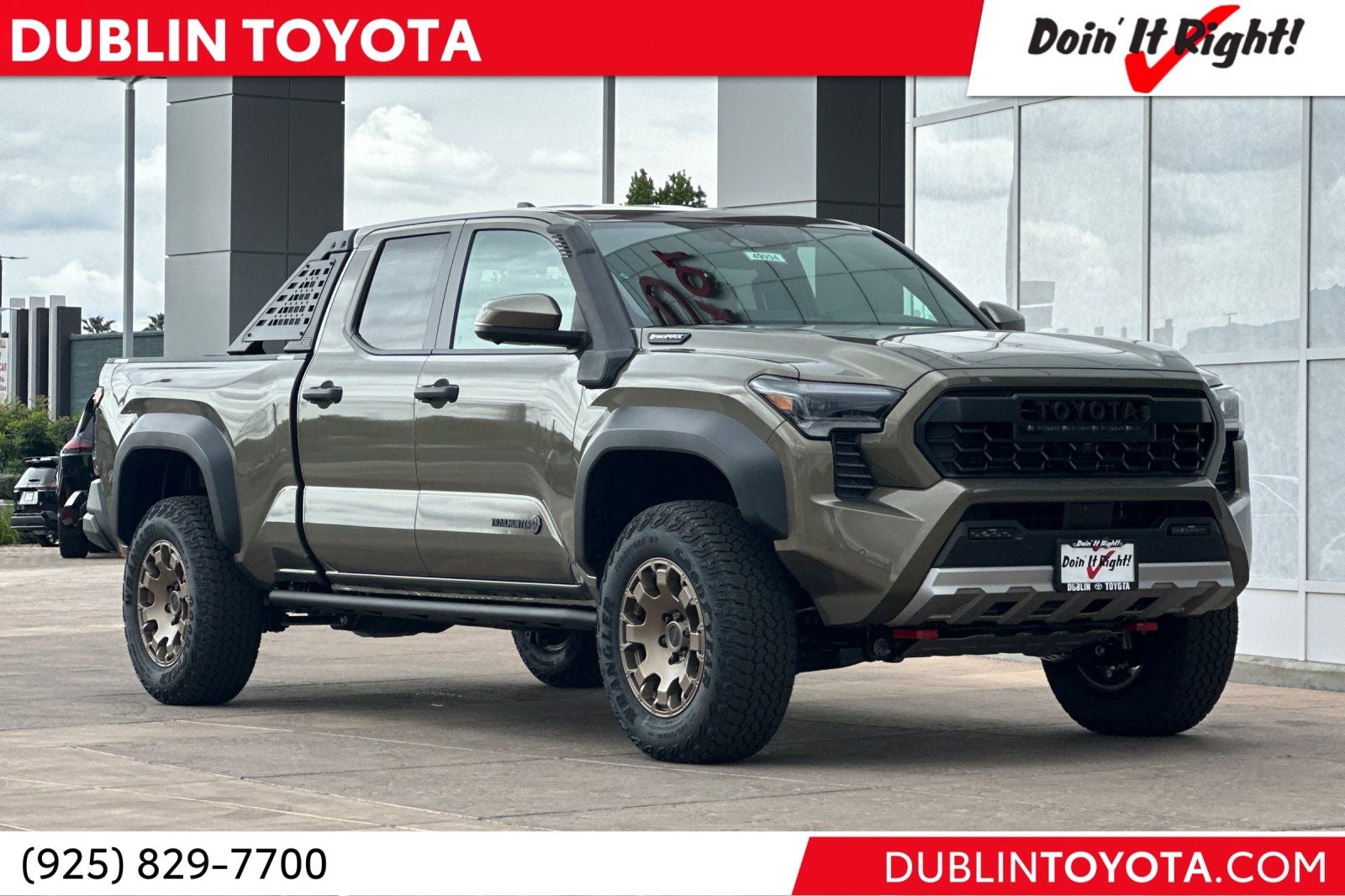 2026 Toyota Tacoma i-FORCE MAX Tacoma Trailhunter