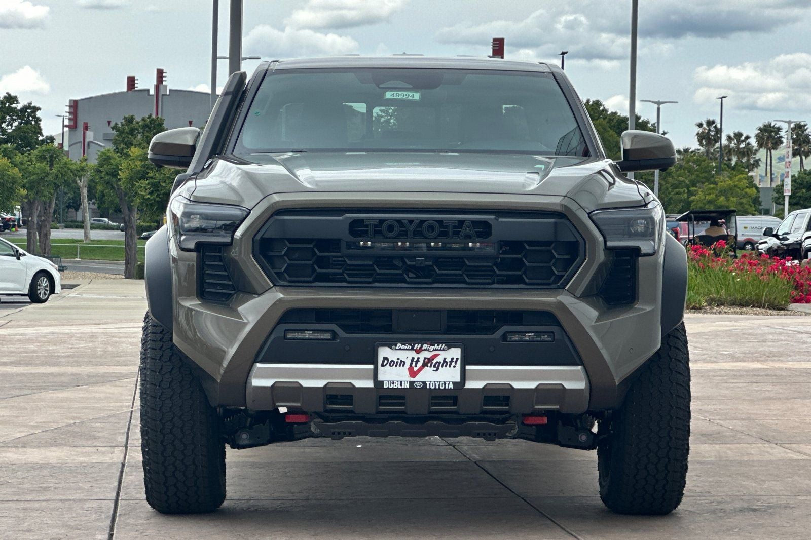 2026 Toyota Tacoma i-FORCE MAX Tacoma Trailhunter
